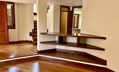 casa en arriendo en nogales. Cod A6019