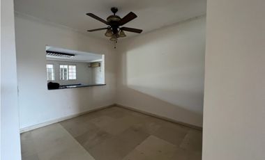 SEA Confiable Vende Casa Unifamiliar Villas de Camino Real