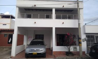 casa en venta en villa antigua. Cod V405