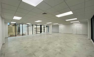 SE ALQUILA OFICINA EN OBARRIO CON VISTA AVE. SAMUEL LEWIS