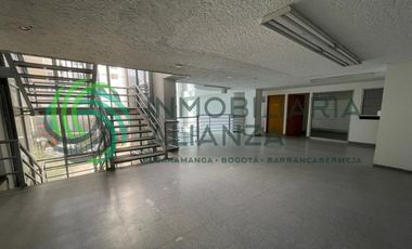 edificio en arriendo en mejoras públicas. Cod A16206