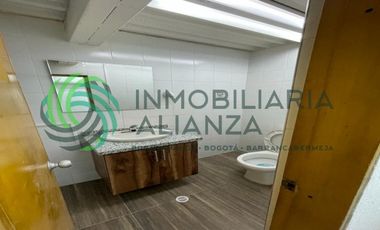 edificio en arriendo en mejoras públicas. Cod A16206