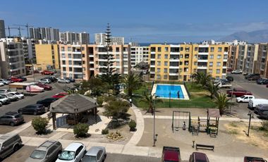 Se arrienda iluminado Dpto. 3D 2B sector norte vista al mar