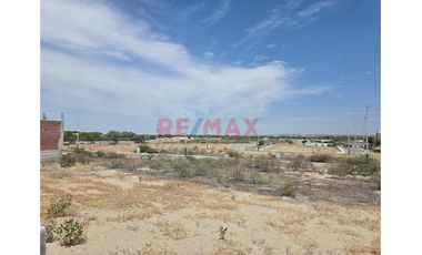 ​🏗️ ¡El Lienzo Perfecto 90M2 Frente A Parque Para Tu Proyecto En Urb. Alto Piura!