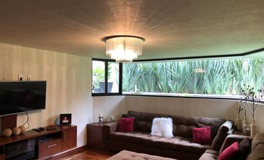 CASA EN VENTA EN CLUB DE GOLF LAS FUENTES, VISTA AL GREEN Y AMPLIO JARDÍN !