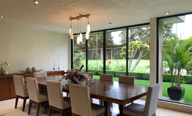 CASA EN VENTA EN CLUB DE GOLF LAS FUENTES, VISTA AL GREEN Y AMPLIO JARDÍN !
