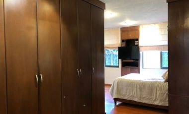 CASA EN VENTA EN CLUB DE GOLF LAS FUENTES, VISTA AL GREEN Y AMPLIO JARDÍN !