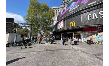 ARRIENDO AMPLIO LOCAL COMERCIAL  703 MT2, STGO CENTRO