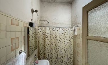 Departamento Tipo Casa en venta en Lanus Este