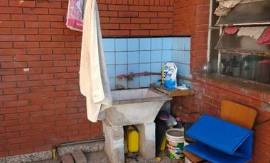 Departamento Tipo Casa en venta en Lanus Este