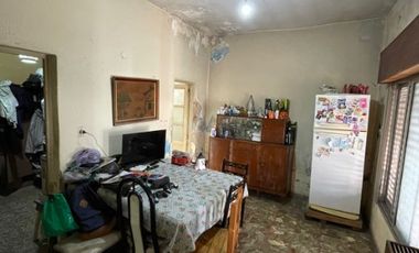 Departamento Tipo Casa en venta en Lanus Este