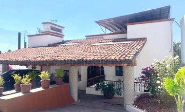 Casa en condominio en  Paseo de los Encinos, Club de Golf los Encinos, Lerma de Villada, Estado de Mexico
