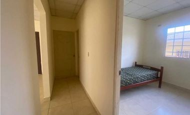 ALQUILER CASA 2 HABITACIONES CERCA A LA USMA