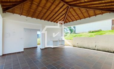 casa en venta en los patios - la floresta. Cod V12685