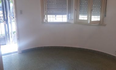 Casa en venta en Quilmes Este