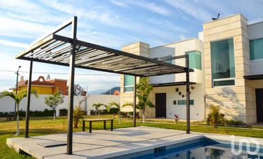 Casa nueva en privada con vigilancia , ideal para vacacionar Oaxtepec Morelos