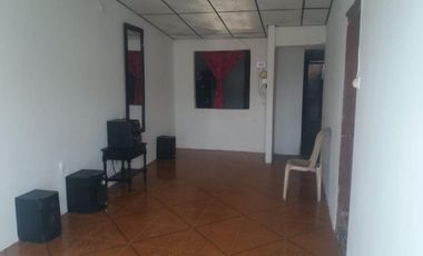 casa en venta en los quindos. Cod V407815