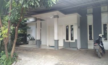Disewakan rmh dlm cluster row jalan 2 mobil cibinong,bogor