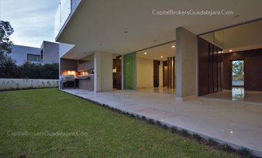 Casa de Lujo en Bosque de los Lagos
