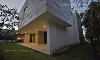 Casa de Lujo en Bosque de los Lagos