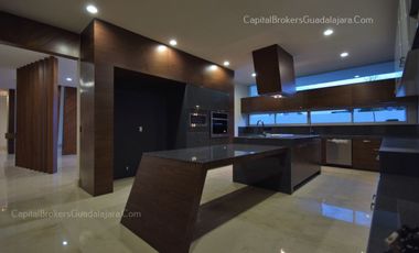 Casa de Lujo en Bosque de los Lagos