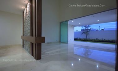 Casa de Lujo en Bosque de los Lagos