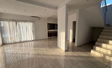 VENTA DE CASA BARRIO SANTA INES