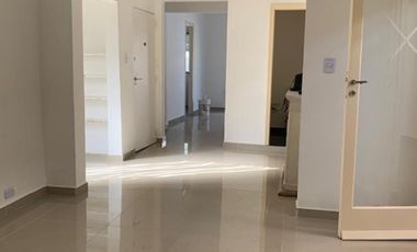 PISO SEIS AMBIENTES SIN EXPENSAS