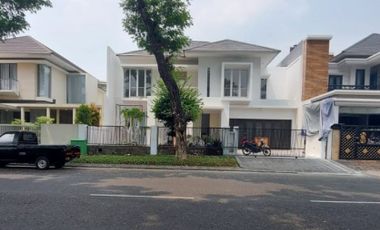 Rumah Murah Jalan Utama di Royal Residence Wiyung