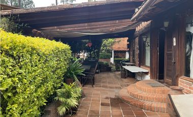 CASA EN RENTA EN AVANDARO, VALLE DE BRAVO