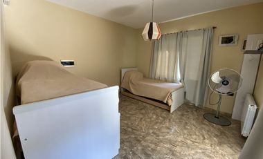 Se vende casa 2 Dormitorios - B° Pinares