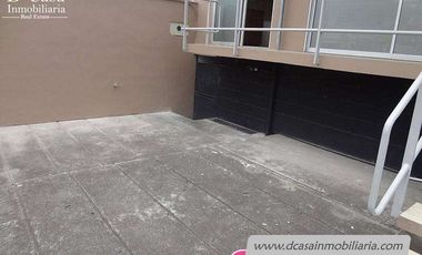 Casa de Venta – Machángara – 3 Dormitorios, 4 Garajes, jardín (C-107)