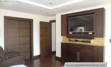 Casa de Venta – Machángara – 3 Dormitorios, 4 Garajes, jardín (C-107)