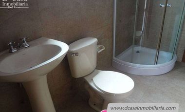 Casa de Venta – Machángara – 3 Dormitorios, 4 Garajes, jardín (C-107)