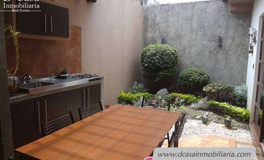 Casa de Venta – Machángara – 3 Dormitorios, 4 Garajes, jardín (C-107)