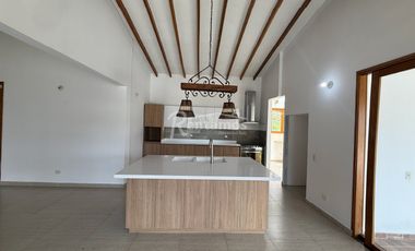casa en arriendo en las antillas. Cod A776783