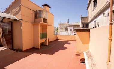 VENTA PH 3 AMBIENTES PATIO Y TERRAZA SARANDI