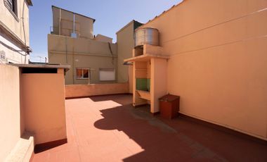 VENTA PH 3 AMBIENTES PATIO Y TERRAZA SARANDI