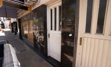 VENTA PH 3 AMBIENTES PATIO Y TERRAZA SARANDI