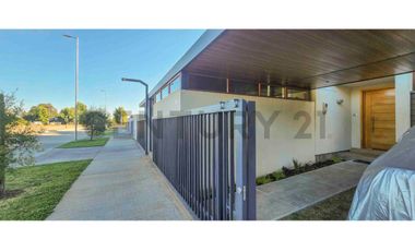 Venta casa estilo mediterráneo Rebajada!!