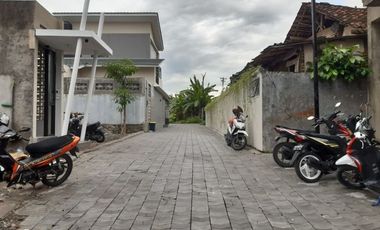 RUMAH MEWAH DI WIROBRAJAN KOTA YOGYAKARTA DEKAT MALIOBORO