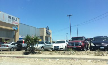 Terreno para plaza comercial o desarrollo de vivienda