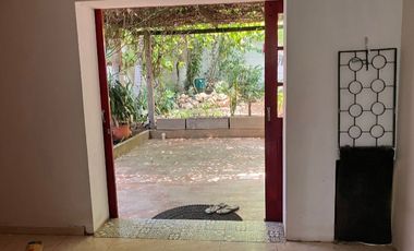 casa en arriendo en loma de oro. Cod A114270