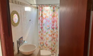 casa en arriendo en loma de oro. Cod A114270