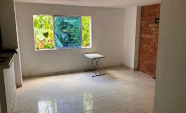 casa en arriendo en loma de oro. Cod A114270