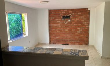casa en arriendo en loma de oro. Cod A114270