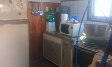 CASA TRES AMBIENTES ESPACIO GUARDA COCHE CUBIERTO Y PATIO. (valor publicado a modo figurativo NO INFORMATIVO CONSULTE)