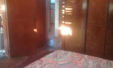 CASA TRES AMBIENTES ESPACIO GUARDA COCHE CUBIERTO Y PATIO. (valor publicado a modo figurativo NO INFORMATIVO CONSULTE)