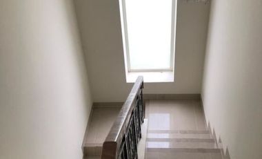 Dijual Rumah Flamingo The Springs Gading Serpong Summarecon Bagus Siap Huni