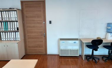 Rebajado 53 mts, 2 privados , 1est, a 3 Cuadras Metro MMontt